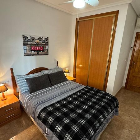 Lovely Apartment In Cabo Roig Near Beach オリウエラ エクステリア 写真
