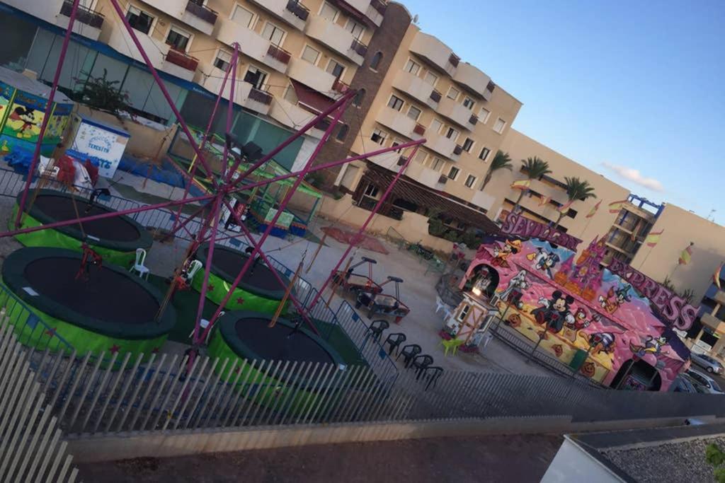 Lovely Apartment In Cabo Roig Near Beach オリウエラ エクステリア 写真