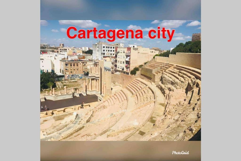 Lovely Apartment In Cabo Roig Near Beach オリウエラ エクステリア 写真