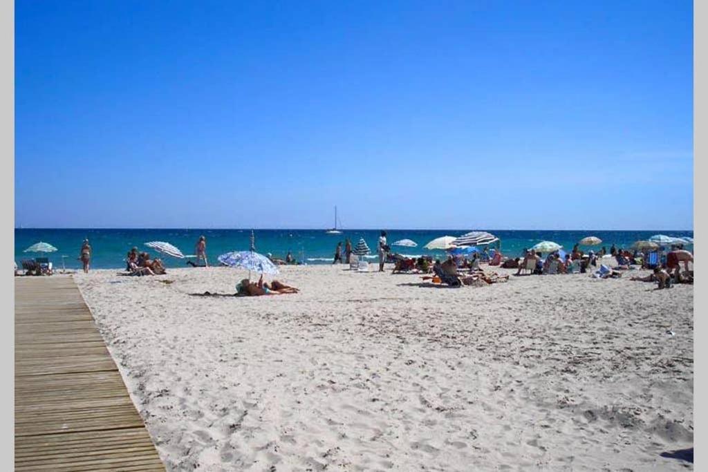 Lovely Apartment In Cabo Roig Near Beach オリウエラ エクステリア 写真
