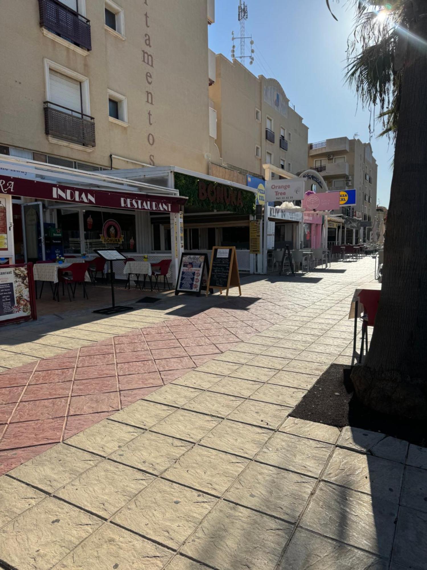 Lovely Apartment In Cabo Roig Near Beach オリウエラ エクステリア 写真